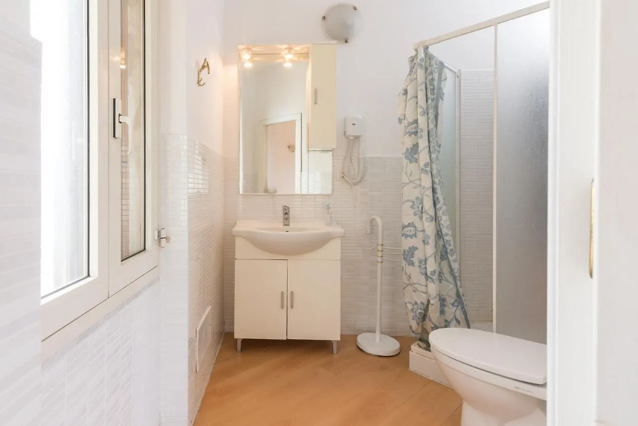 Apartment Studios10